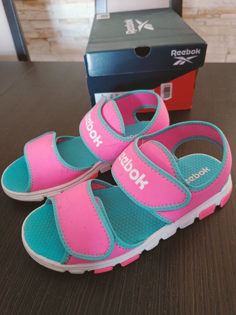 Reebok lekkie sandały różowe niebieskie rozm. 36,5 wkł. 24 cm