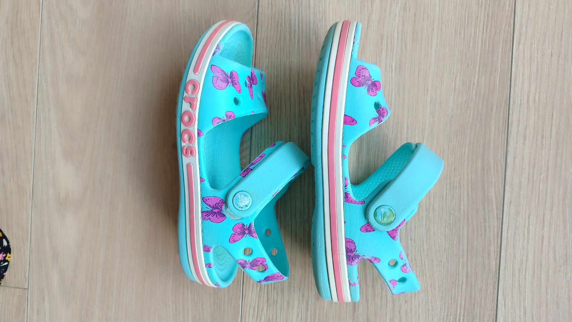 Босоножки Crocs C11