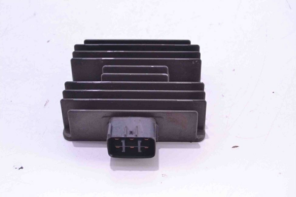 Реле регулятора напряжения SUZUKI SkyWave BURGMAN AN400 K7 2007-2015