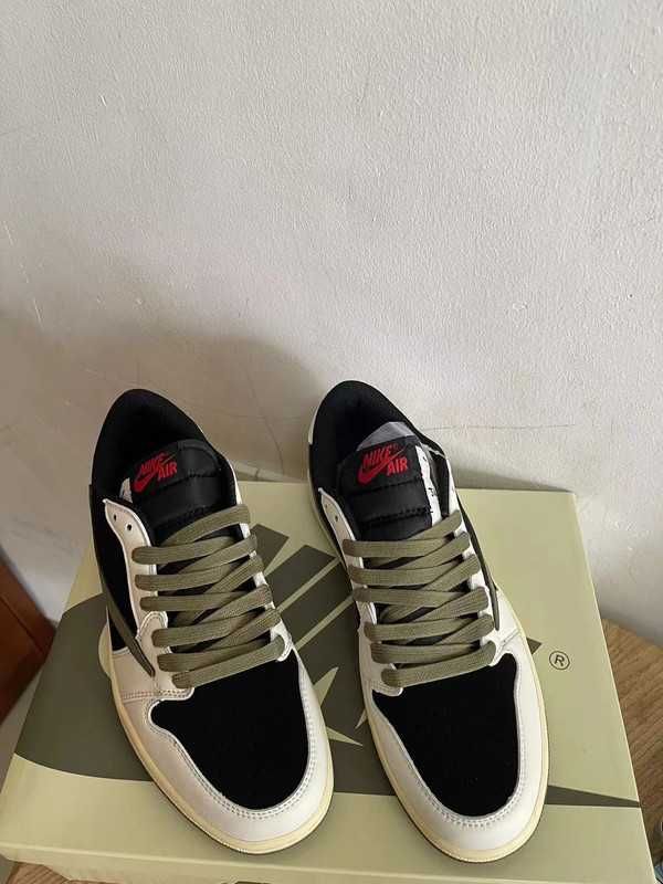 Jordan 1 Retro Low OG SP Travis Scott Olive  R.39