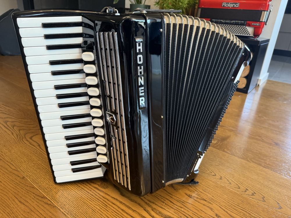 Akordeon hohner Favorit IV P 96 bas