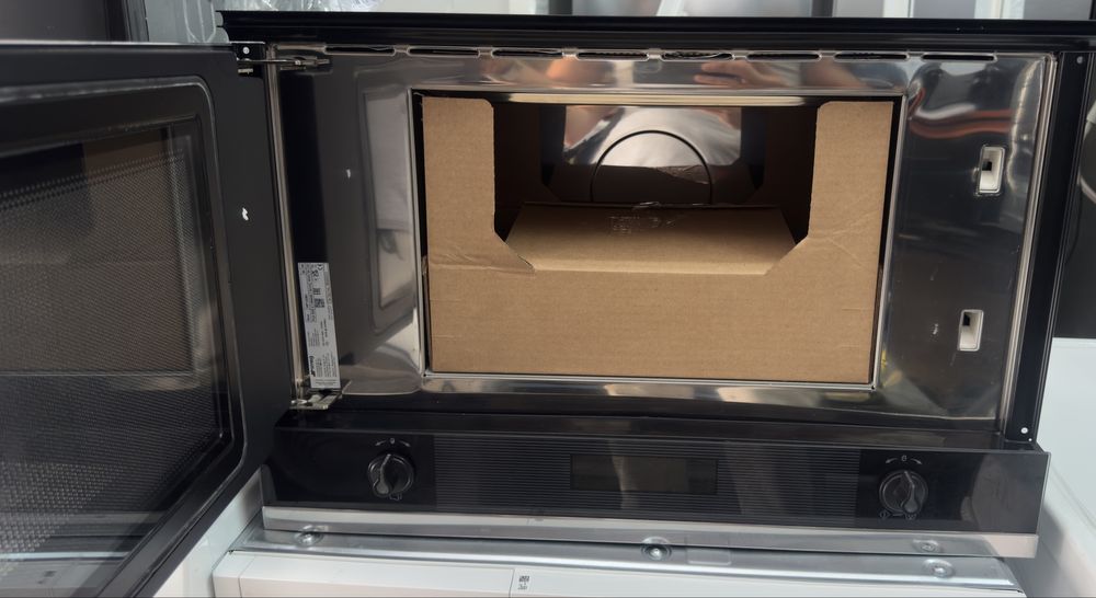 Micro-ondas Encastre SMEG MP122N1 (22 L - Com Grill - Preto)