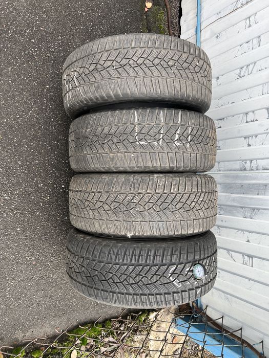 Комплект шин Goodyear EfficientGrip Performance 215/55/16