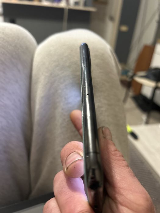 Iphone 11 pro 64gb чудовий стан