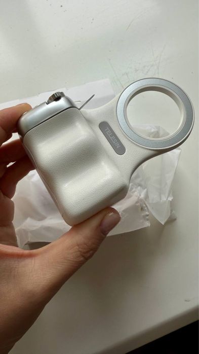 Магнітний тримач для зйомки з пультом