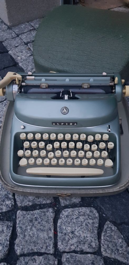 Maszyna do pisania ALPINA