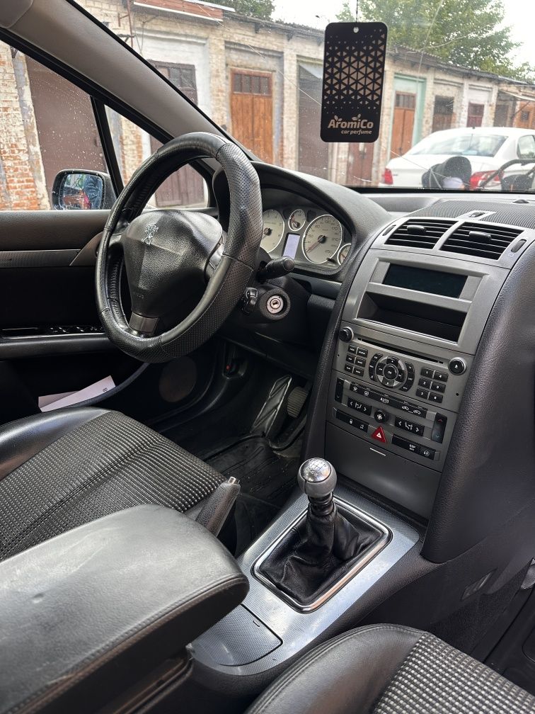 Peugeot 407 (2005)