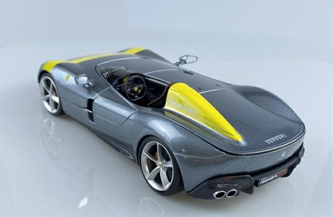1/18 Ferrari Monza SP1 - Burago