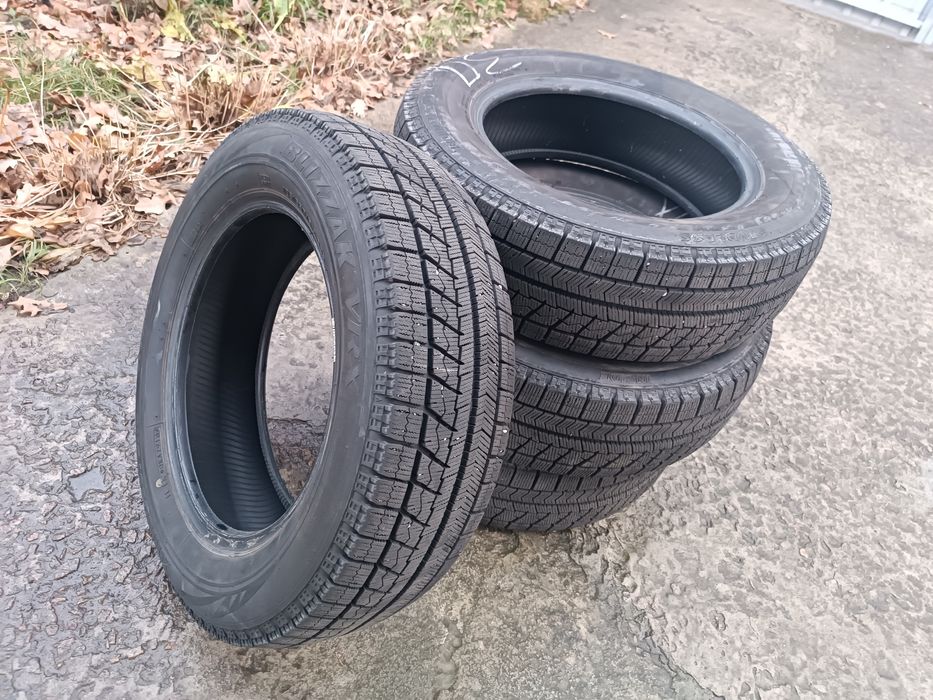 Шина зимова Bridgestone Blizzak VRX 185/65 R15 88S