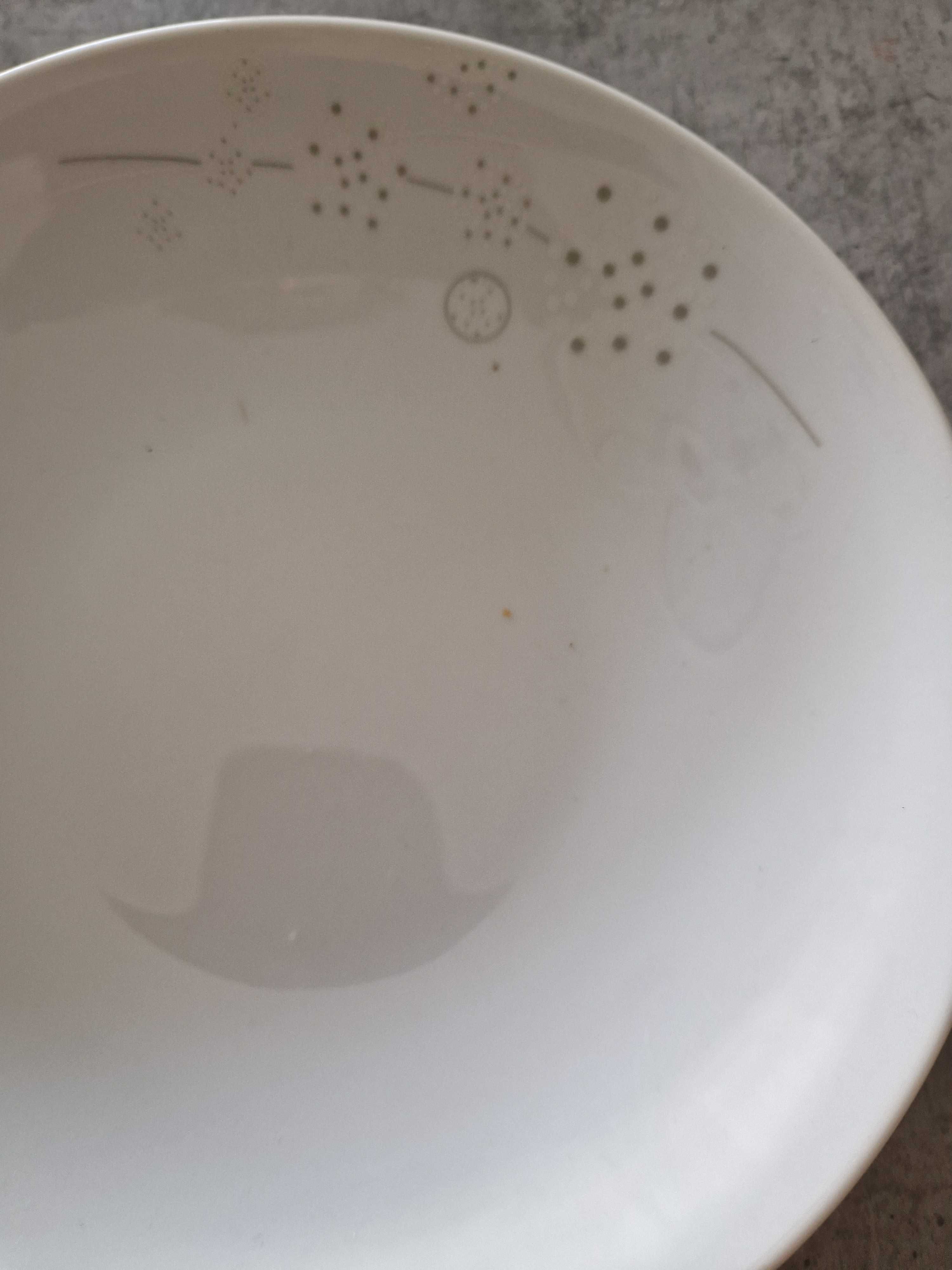 Pratos de porcelana vintage SG