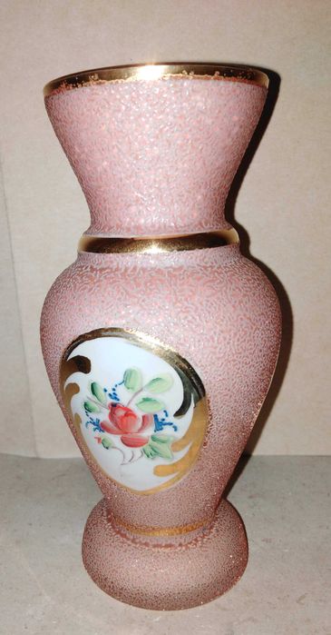 Jarra Pintada à mão com friso dourado