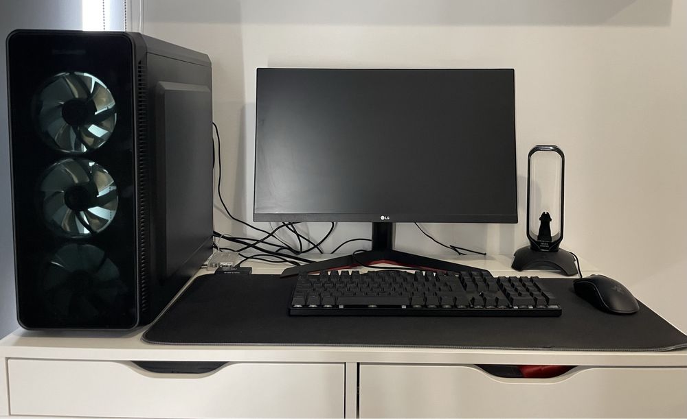 PC Gamer, com todos os acessorios incluidos, em excelente estado