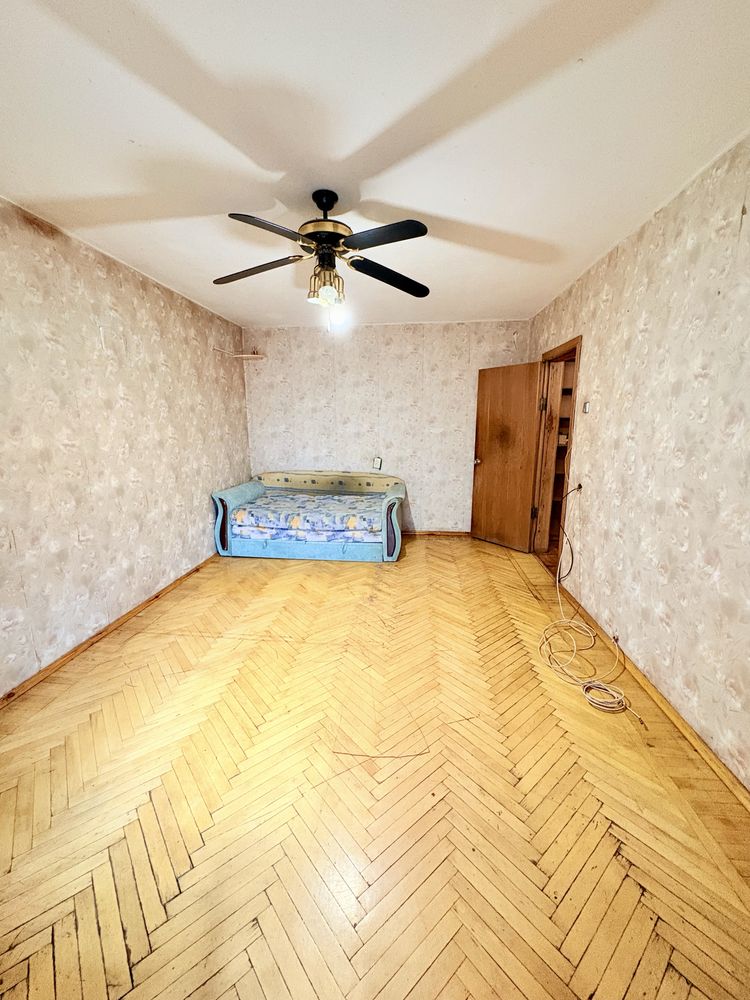Продаж 3к кв 84м2 метро Позняки вул Анни Ахматової 39А ДЕРЖ ПРОГРАМИ