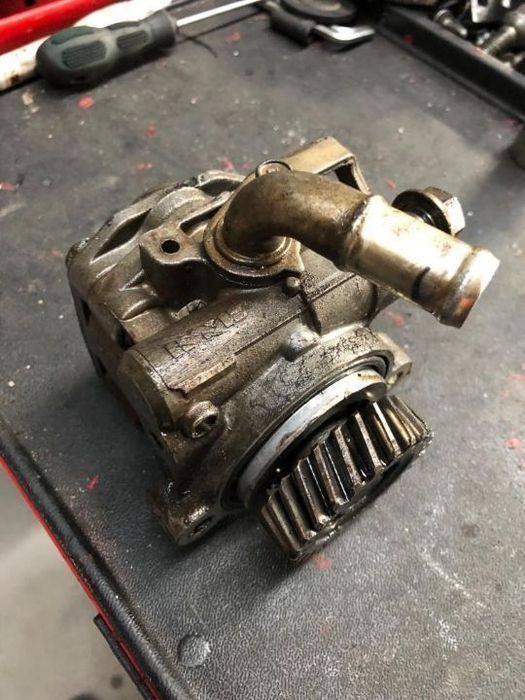 Bomba de direçao Mitsubishi Canter 3.0