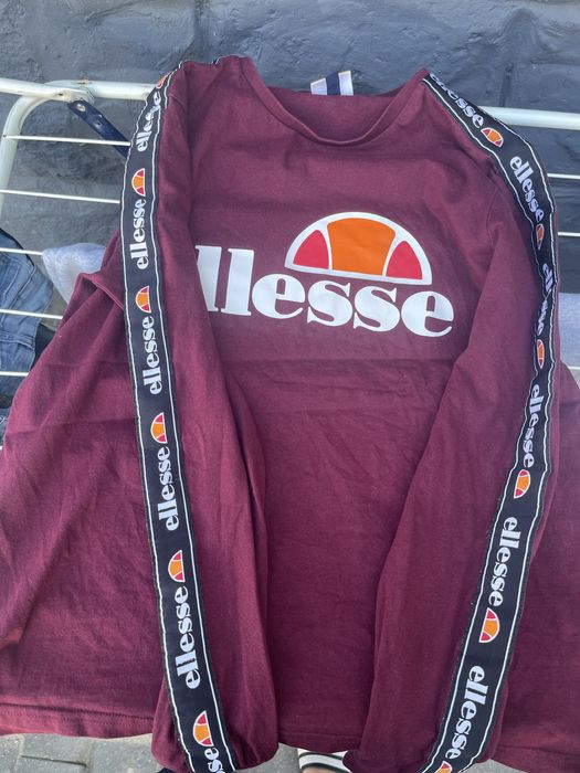 Продам кофту Ellesse