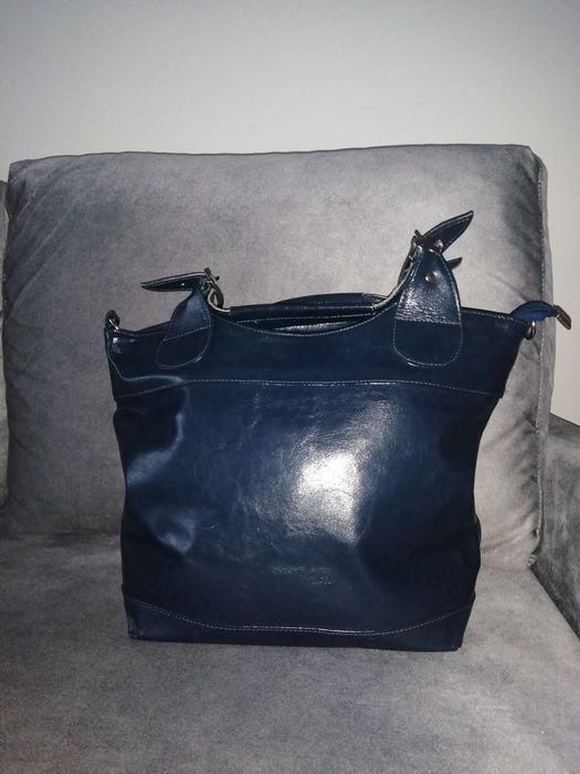 Granatowa skórzana torebka damska