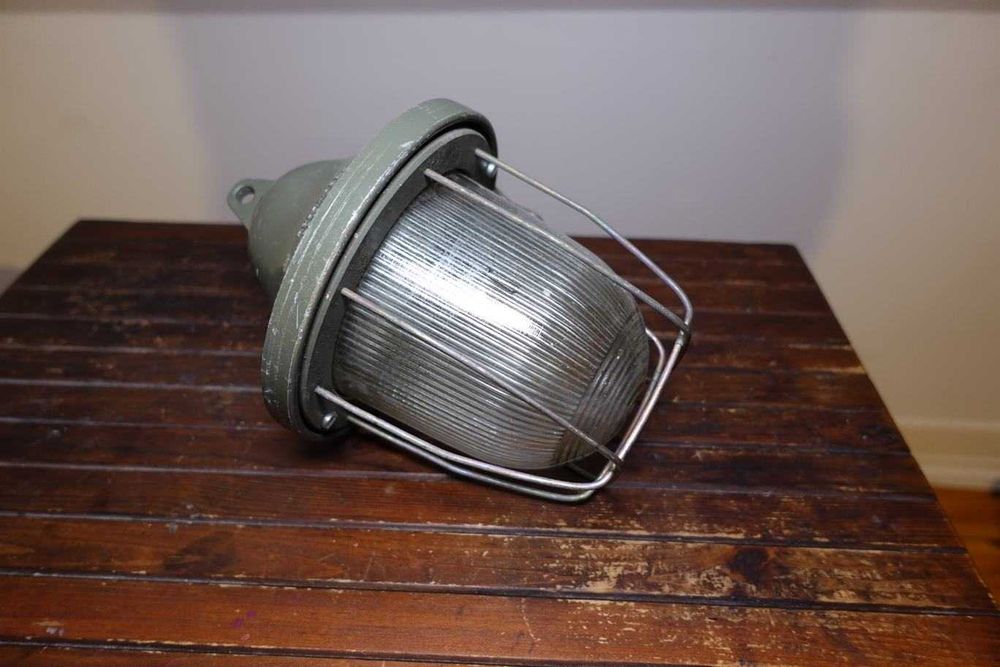 Lampa przemysłowa PRL, loftowa POLAM - Gdańsk (mała)