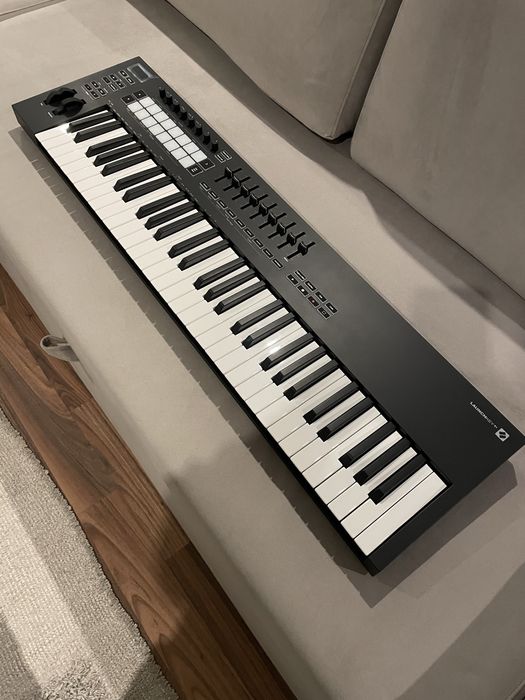 Teclado MIDI Launchkey MK3