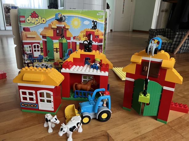 Продам большое Lego ферма