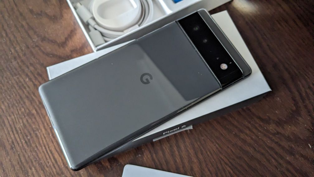Google Pixel 6 (5G 128GB Stormy Black)