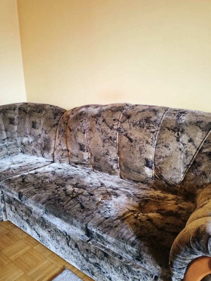 Sofa Narożnik z funkcją spania i pojemnikiem na pościel