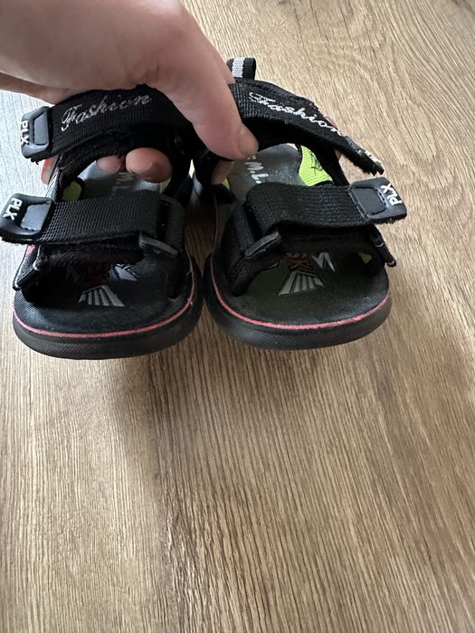 Босоніжки для хлопчика