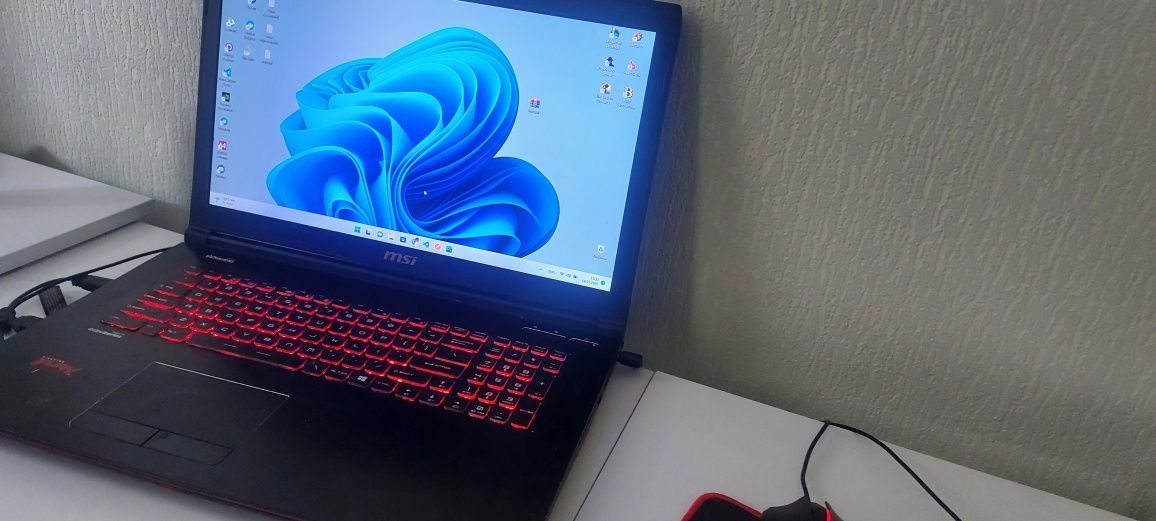 Ігровий ноутбук msi