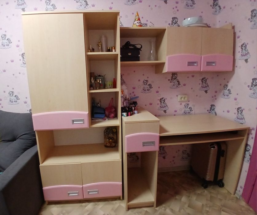 Продам  дитячу стінку в ідеальному стані