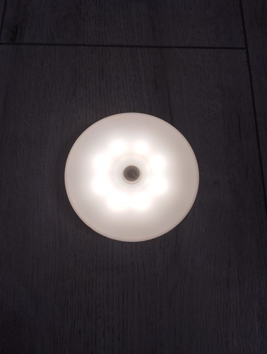 Світильник юсб точковий акамуляторний