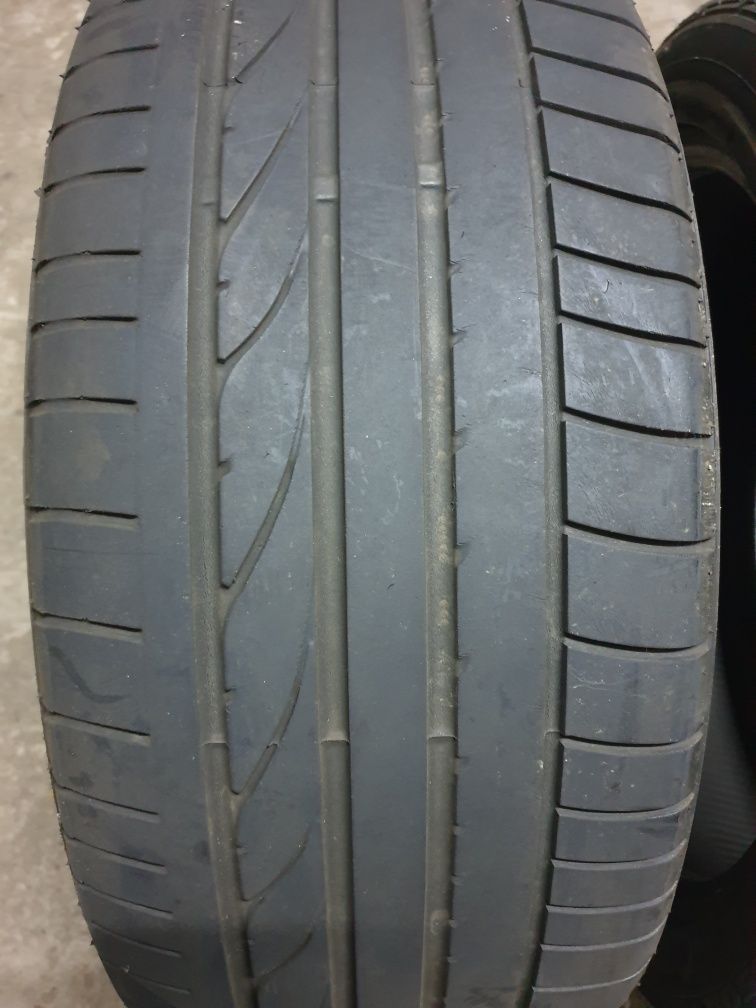 Vendo pneus 245/45/18 Bridgestone Potenza 60€ o par