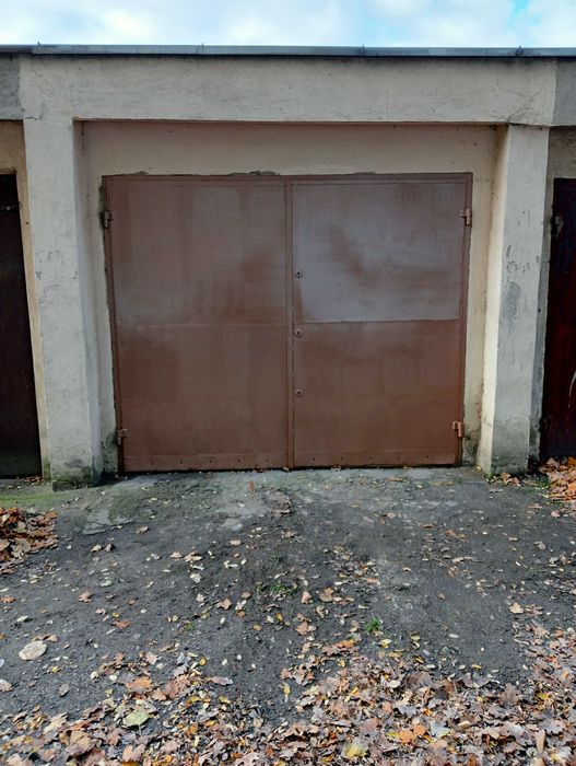 WYNAJMĘ / DO WYNAJĘCIA - Garaż murowany z prądem - KRZYKI