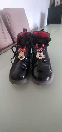 Botas da Minnie nr⁰28