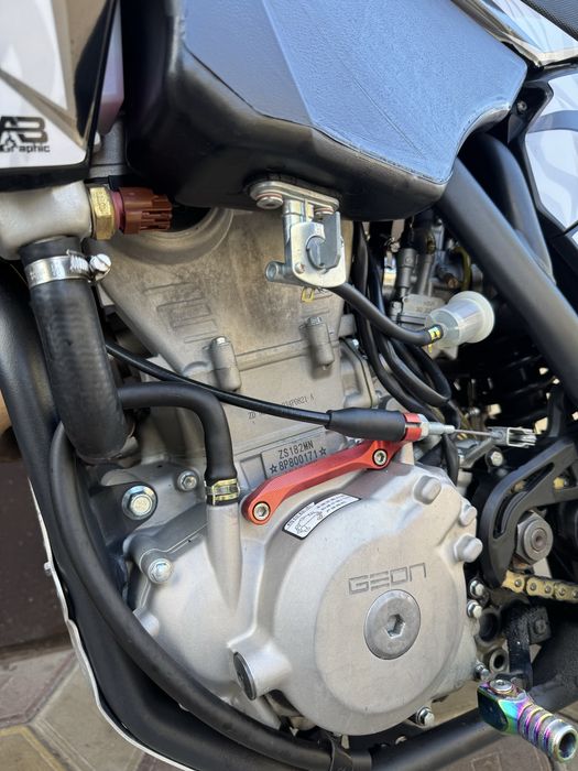 Geon GNS 300R Motard