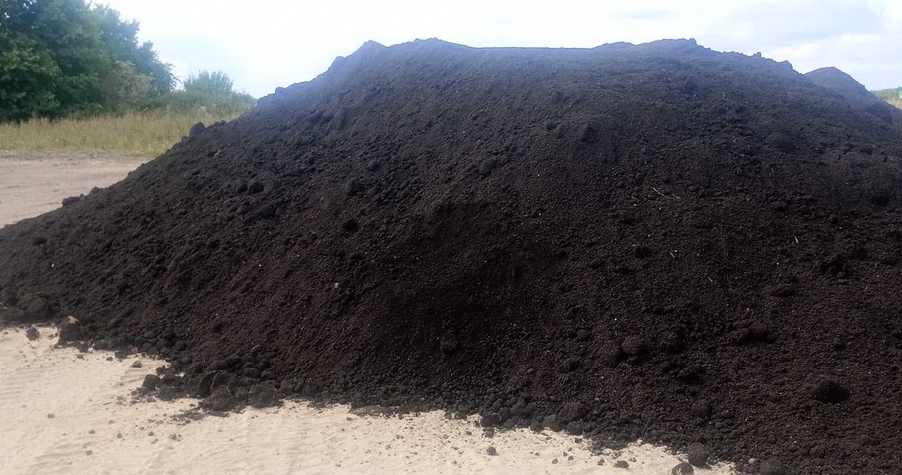 CZARNOZIEM , PIASEK , Żwir , Kamień . Gruz , Kostka , Taras, Ziemia