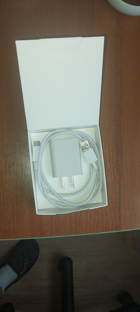 Продам Oculus qest 2