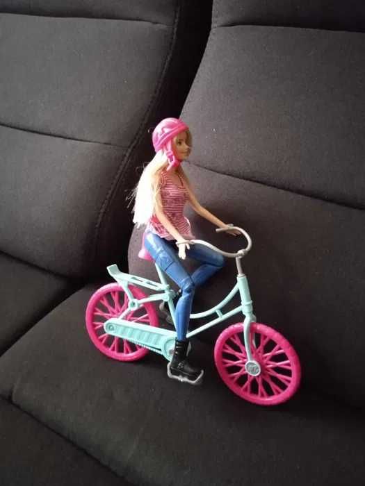 Barbie na rowerze