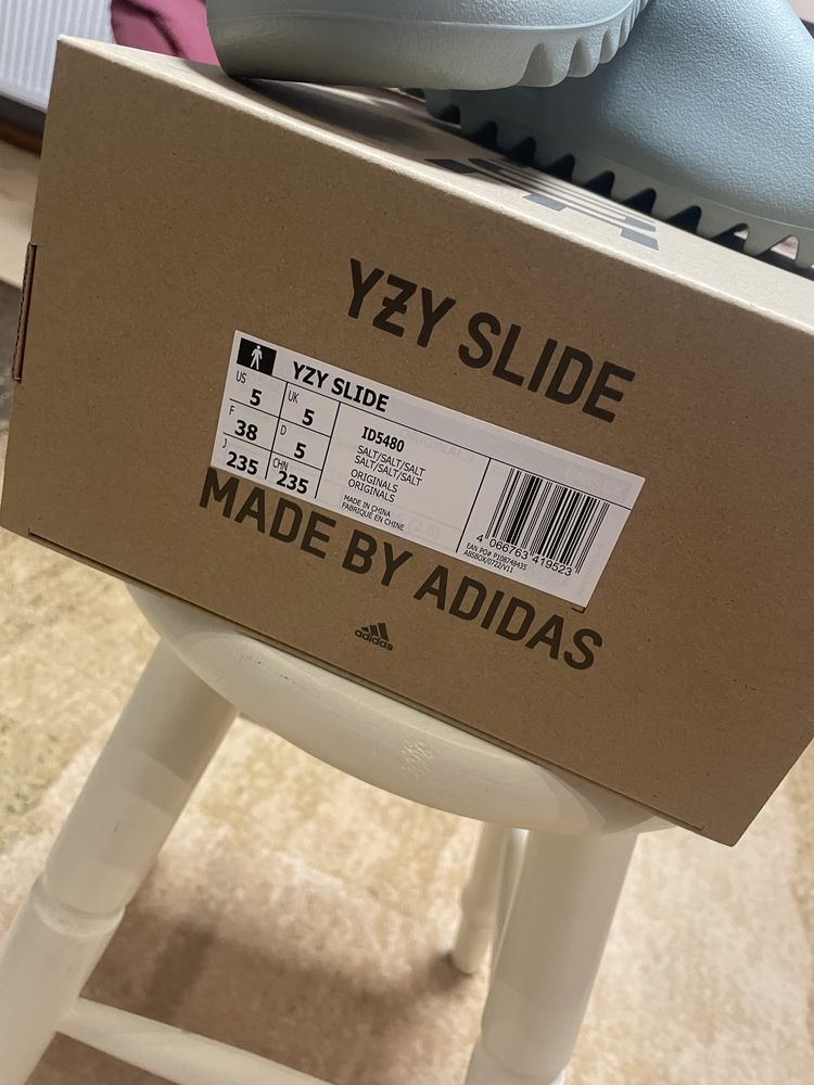 Adidas yeezy slide