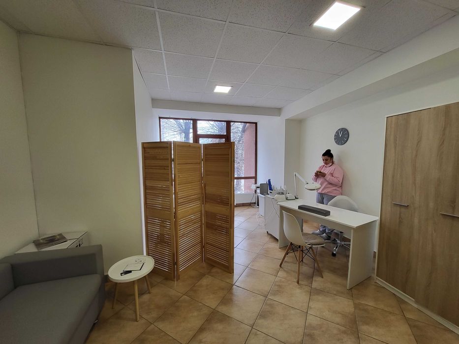 Оренда офісу з власним умивальником в районі вокзалу, центр