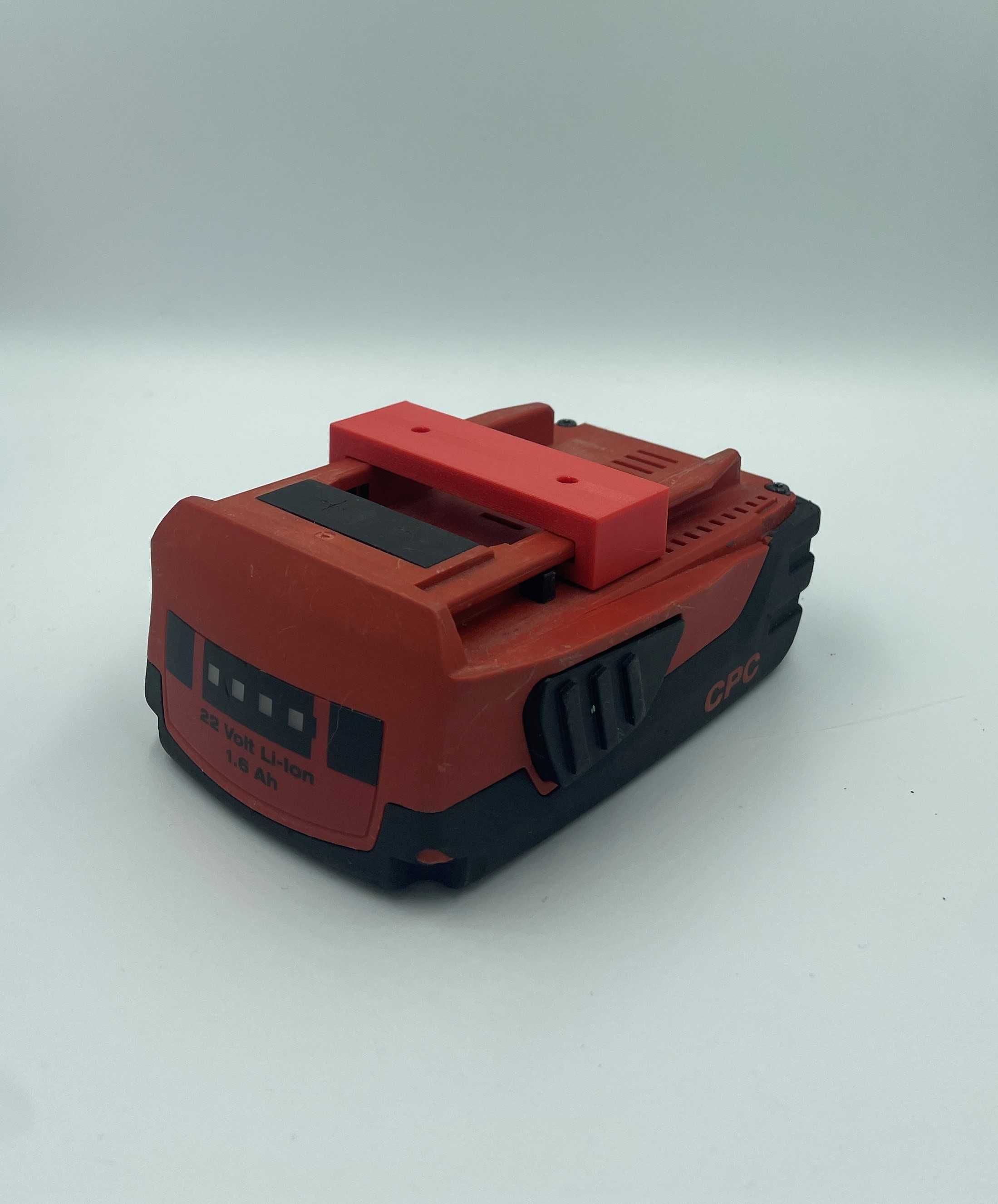 Uchwyt na baterię Milwaukee, Hilti, Hikoki, DeWalt, Makita BEZ BLOKADY