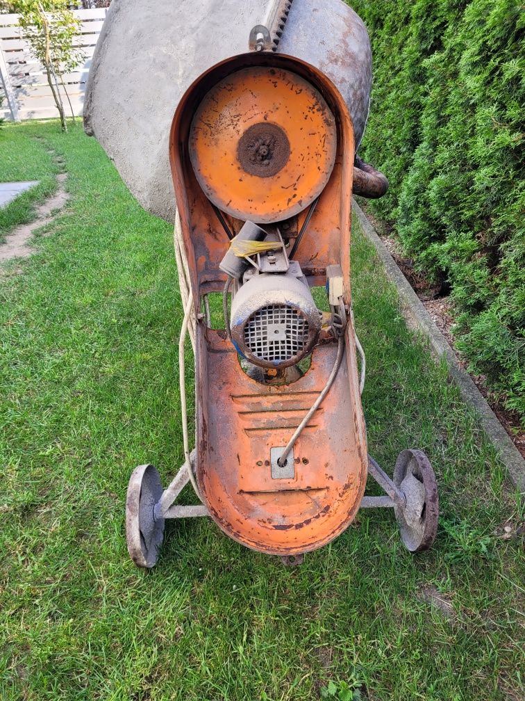 Betoniarka  230v