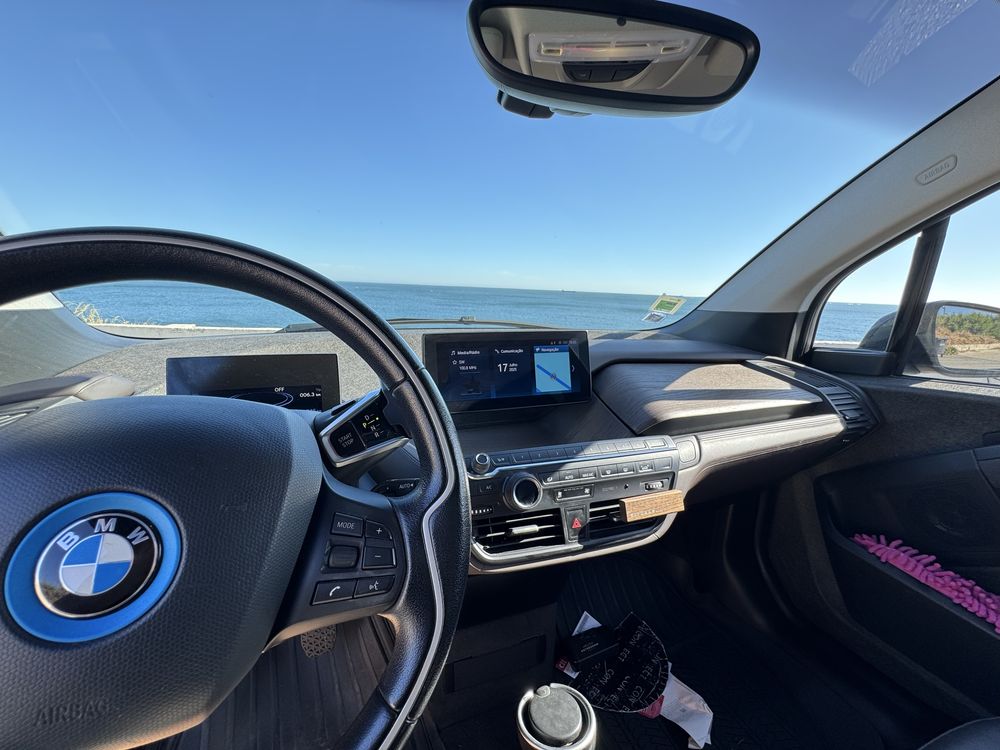 BMW I3 120AH modelo Suite