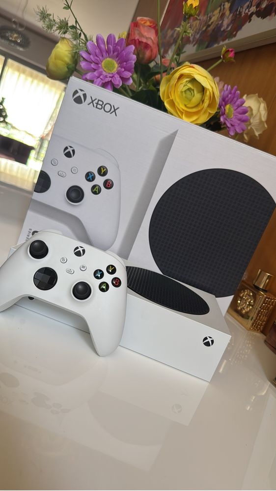 Xbox series S 512g como nova