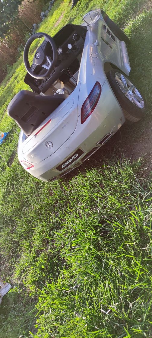 Mercedes AMG na sterowanie dla dziecka