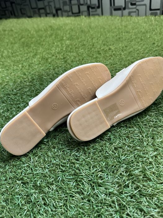 Нові! Жіночі мюлі 35 розмір