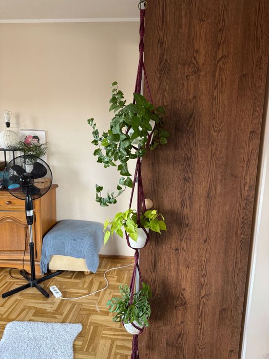 Makrama kwietnik wiszący na trzy doniczki