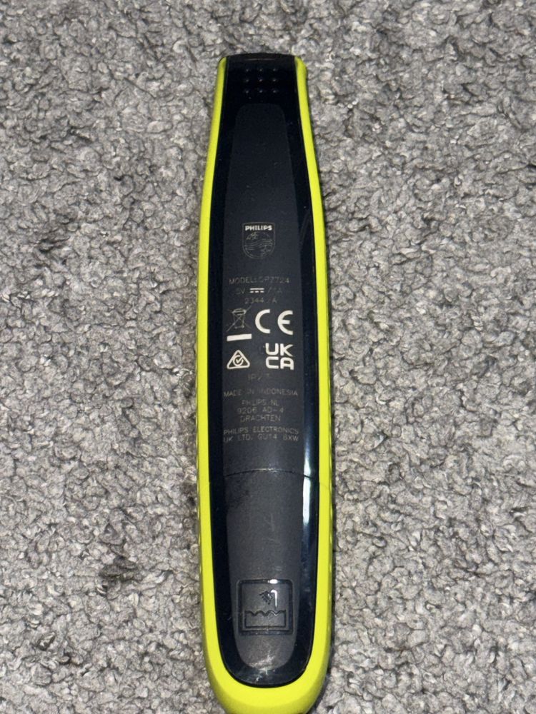 golarka Philips One Blade.