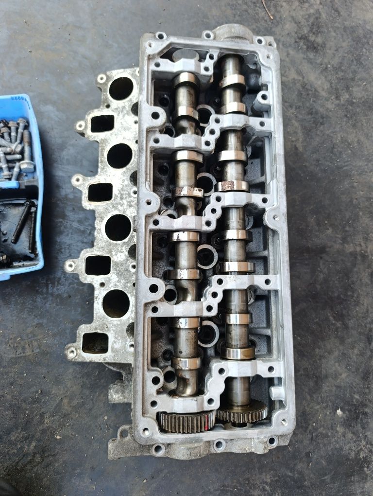 Głowica kompletna VW T5 Lift 2.0 TDI