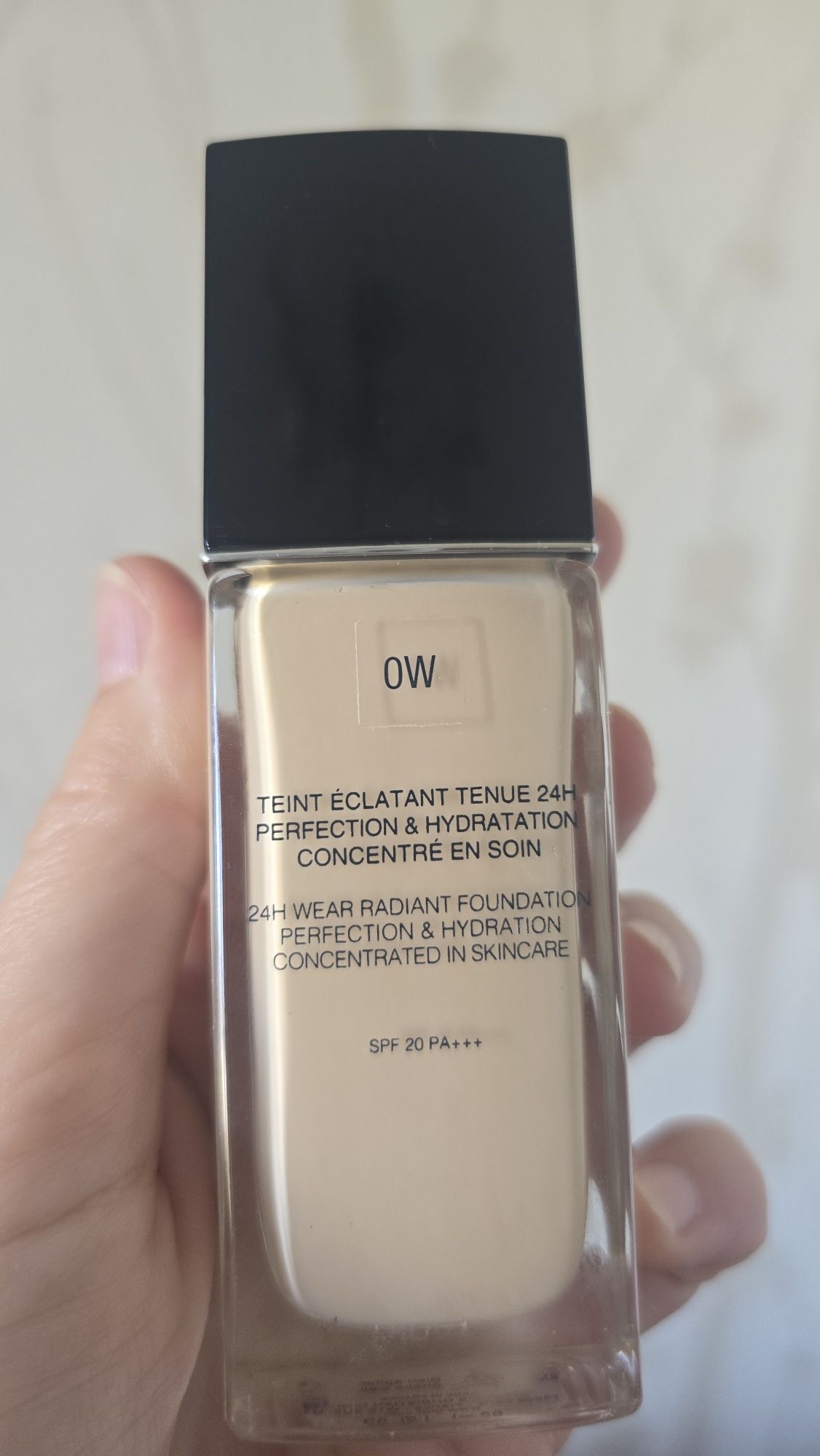 Тональна основа, тональний крем sensai dior clarins