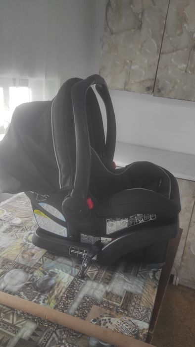 Дитяче автокрісло