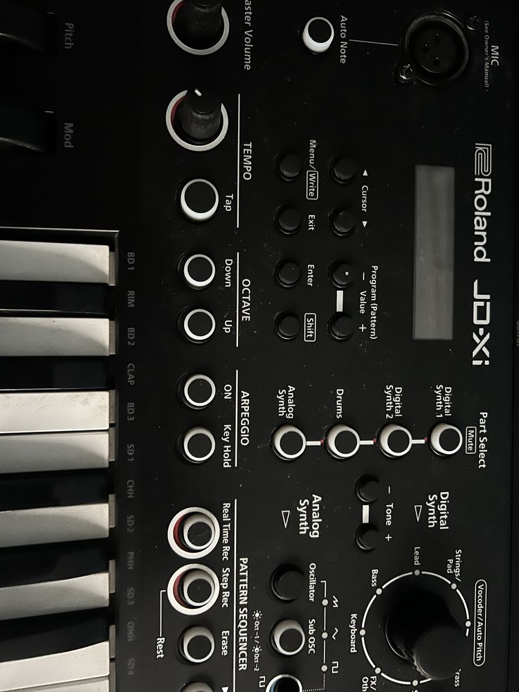Syntezator Roland JD - Xi